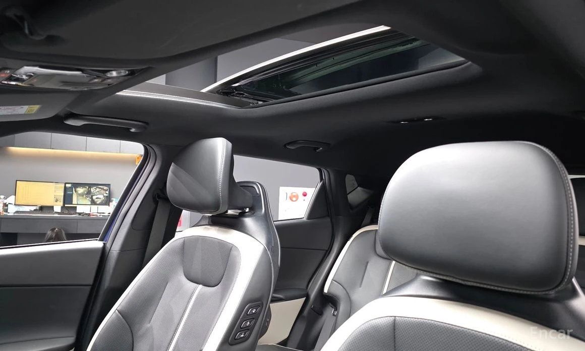 Kia EV6 LONG RANGE* GT LINE* 4WD* КОЖА* ПОДГРЕВ* ОБДУХВАНЕ, снимка 15 - Автомобили и джипове - 54207181