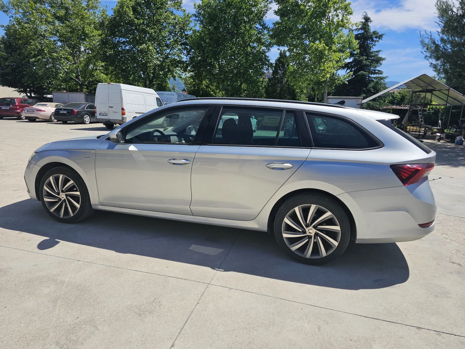 Skoda Octavia Keyless Matrix-Beam Виртуален педал , снимка 5 - Автомобили и джипове - 54336344