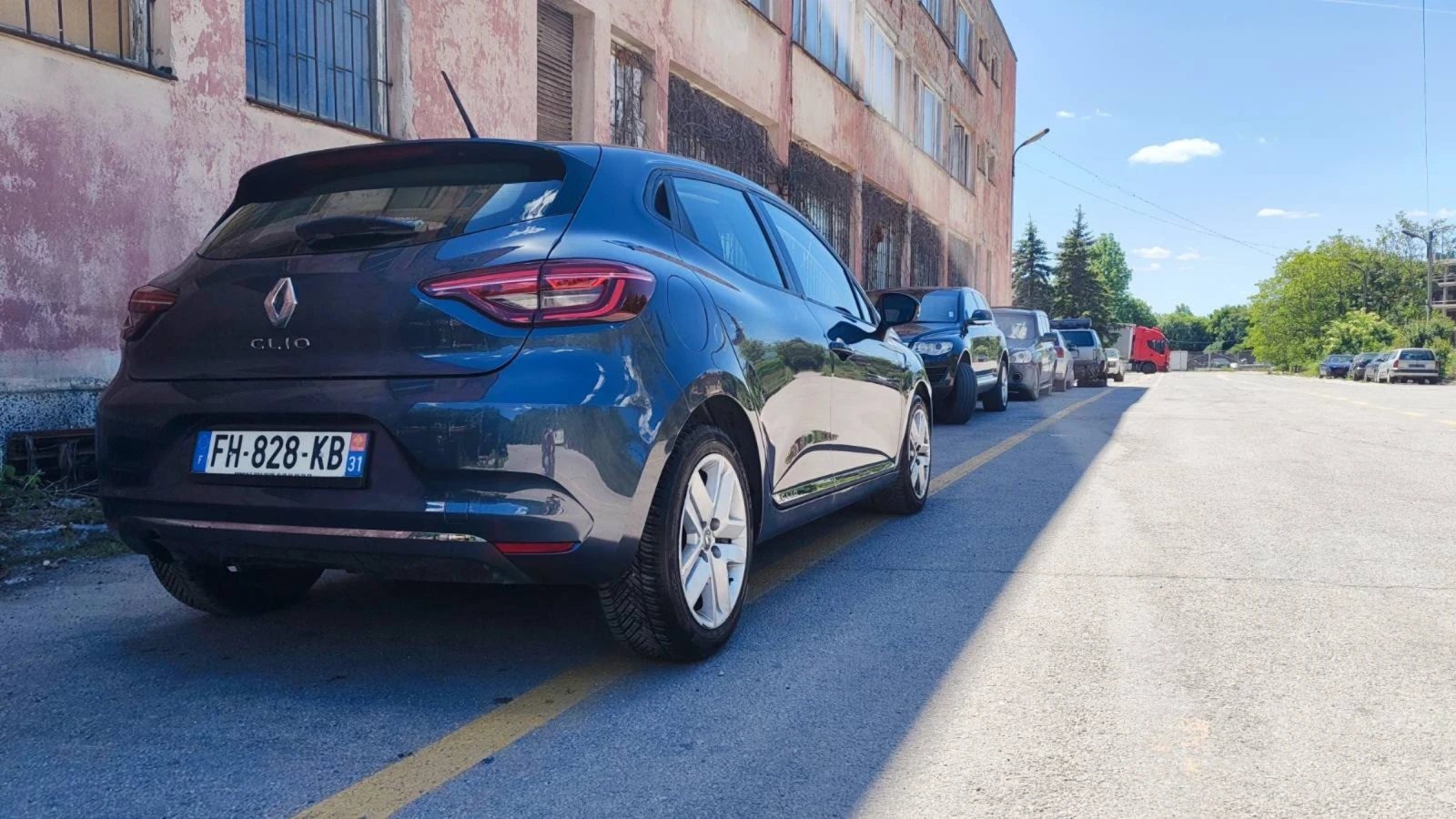 Renault Clio 1.0TCe Evro 6D , снимка 5 - Автомобили и джипове - 54715569