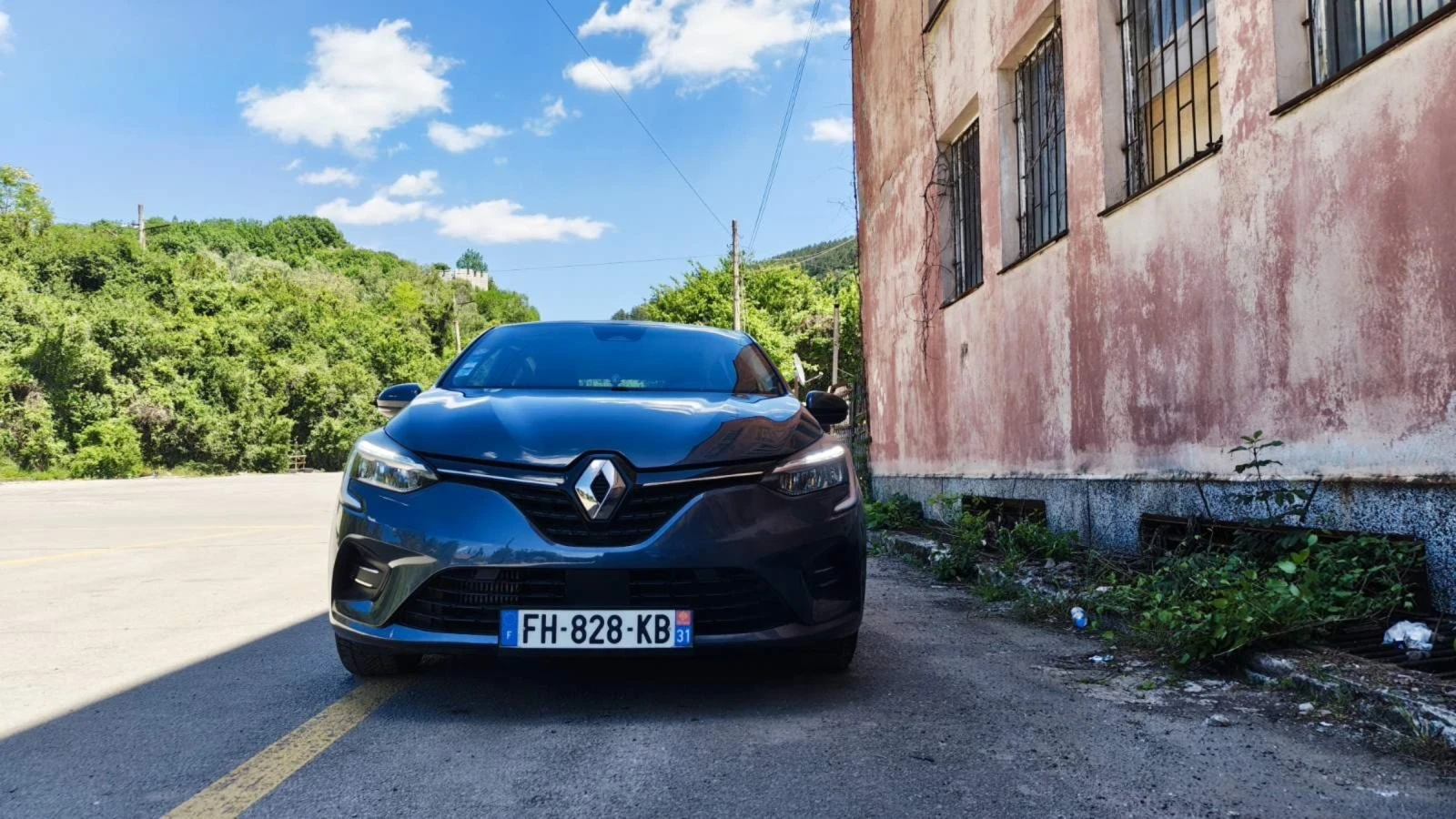 Renault Clio 1.0TCe Evro 6D , снимка 2 - Автомобили и джипове - 54715569