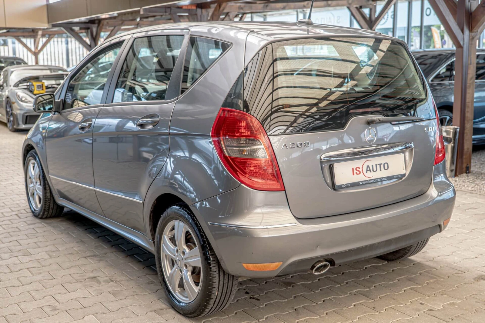 Mercedes-Benz A 200 CDI/Подгрев/Авантгард/Автомат/Темпомат, снимка 6 - Автомобили и джипове - 54830238