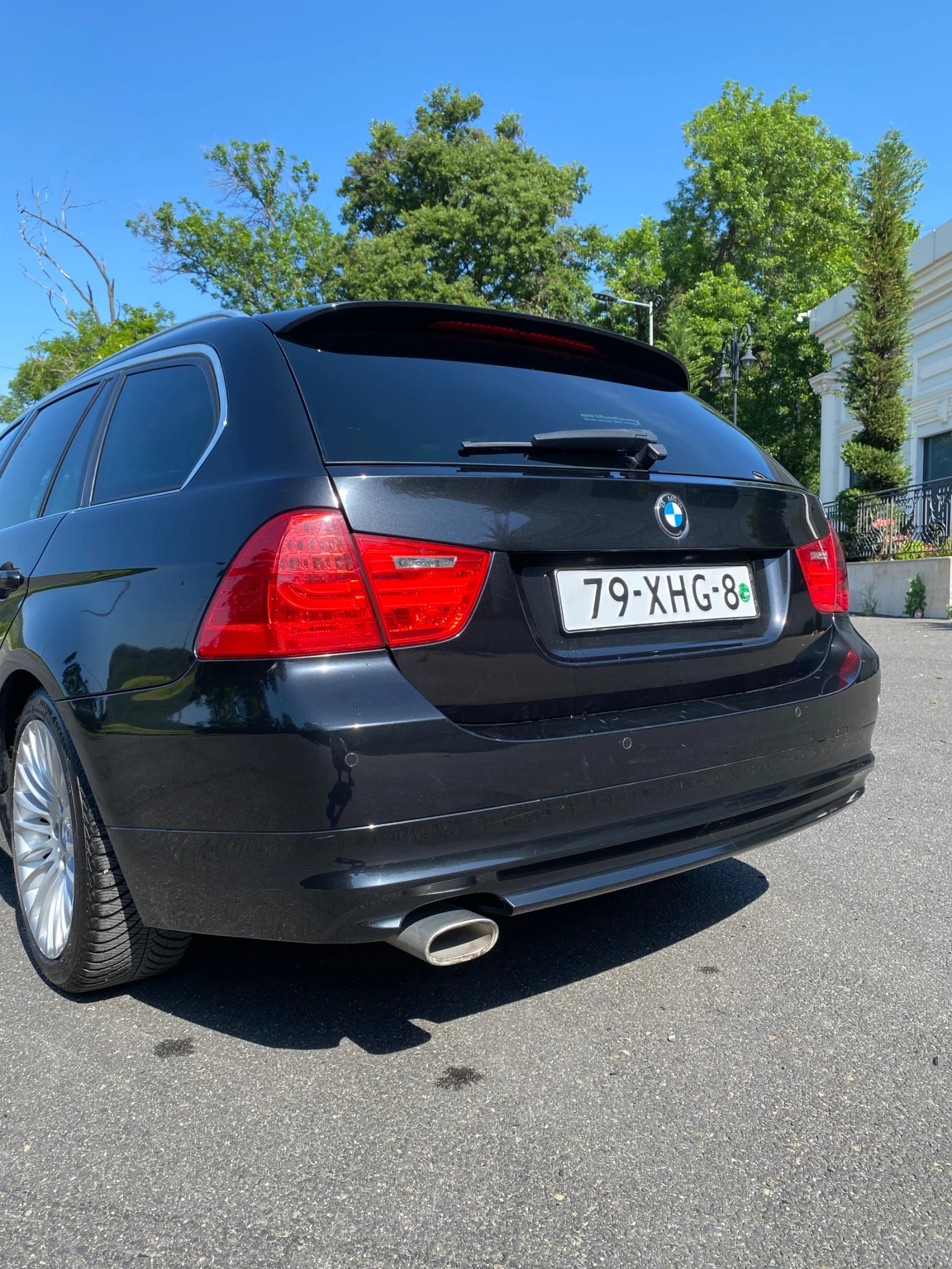 BMW 320 Efficient Dynamics, снимка 3 - Автомобили и джипове - 54848867