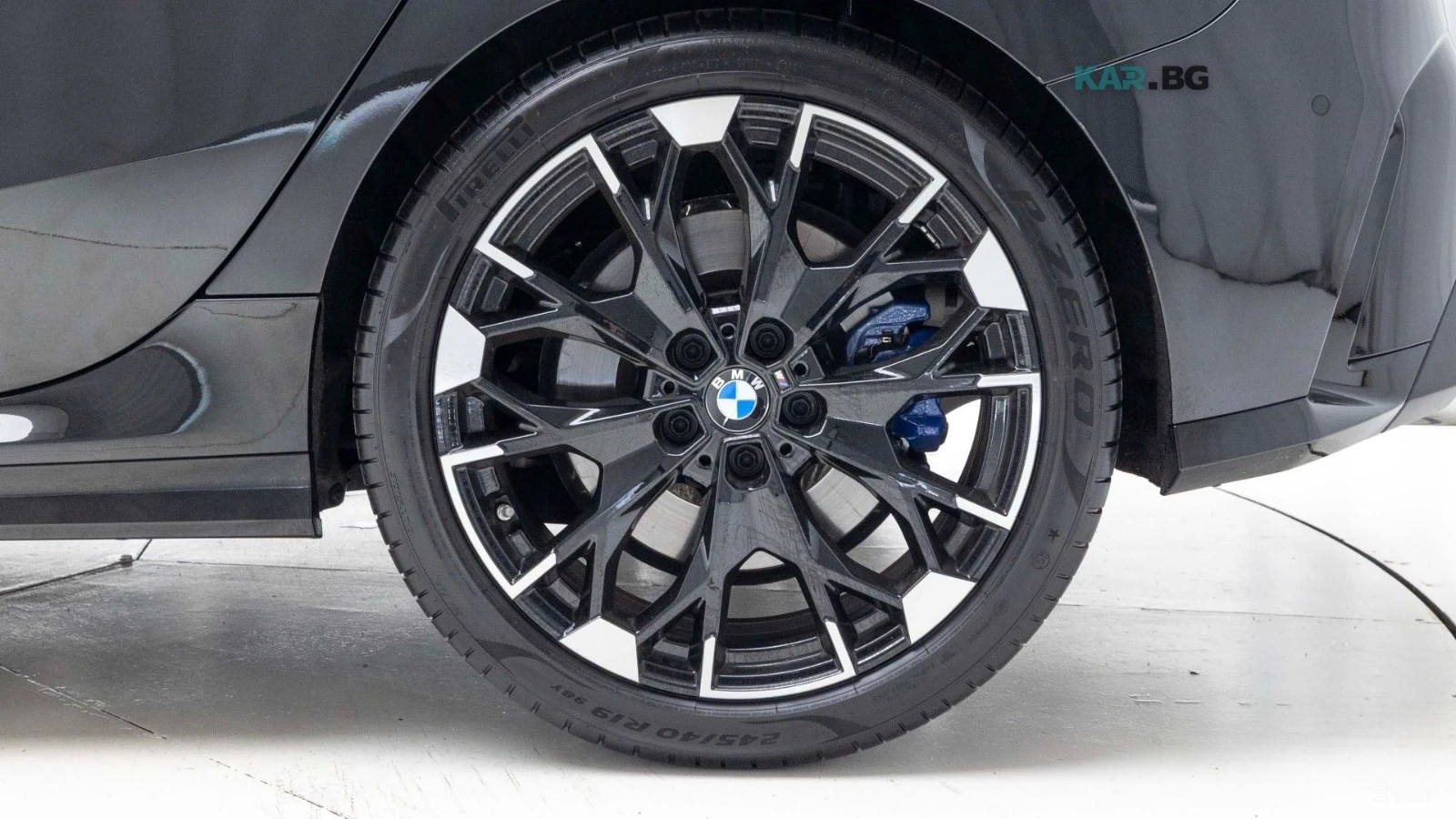 BMW M135 XDRIVE/HUD/360/ADAPTIVE CRUISE/KEYLESS, снимка 5 - Автомобили и джипове - 55028413