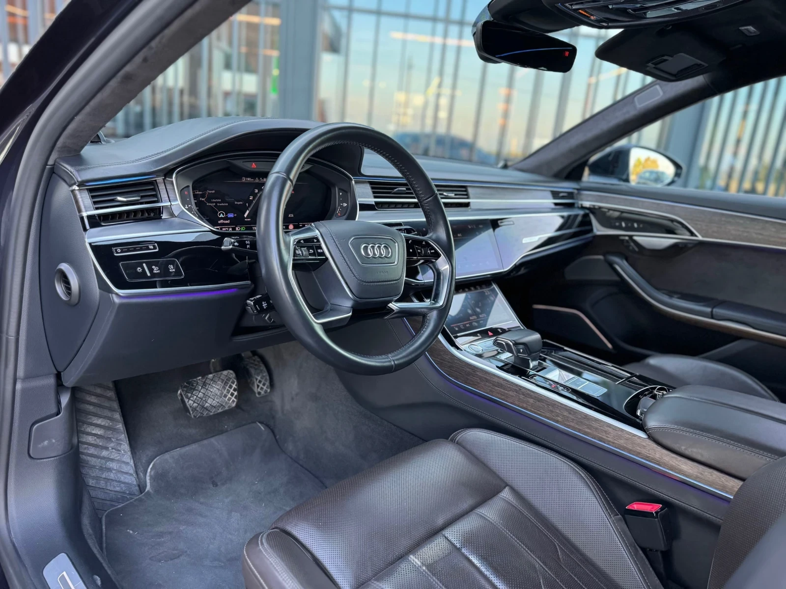 Audi A8 Audi A8L 55 TFSI, снимка 5 - Автомобили и джипове - 54984658