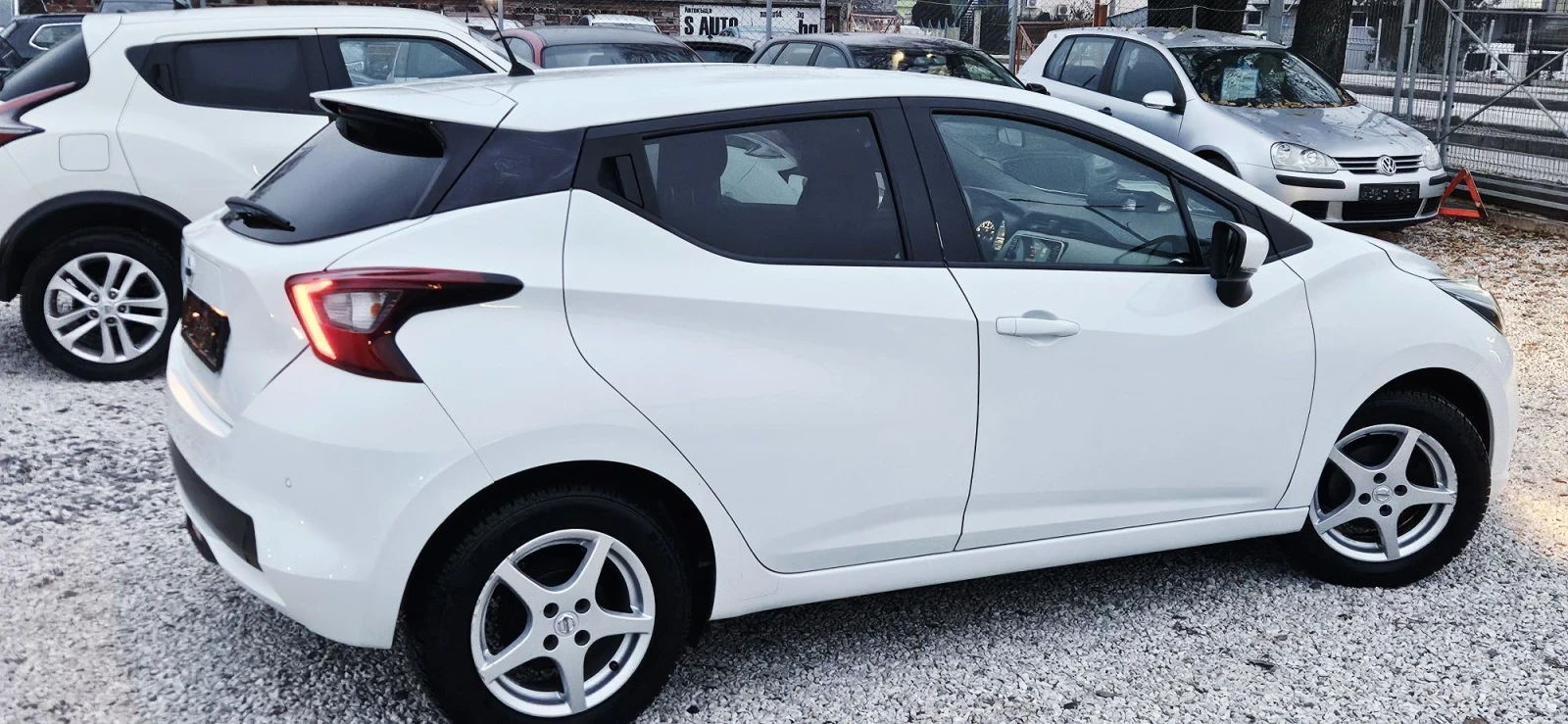 Nissan Micra 2020г, снимка 12 - Автомобили и джипове - 55623908