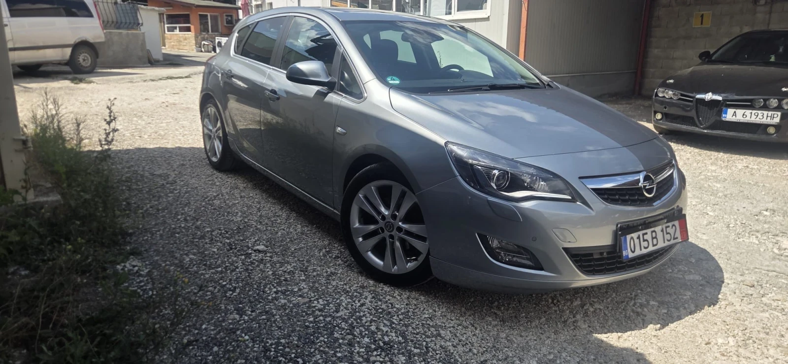 Opel Astra, снимка 2 - Автомобили и джипове - 55780500