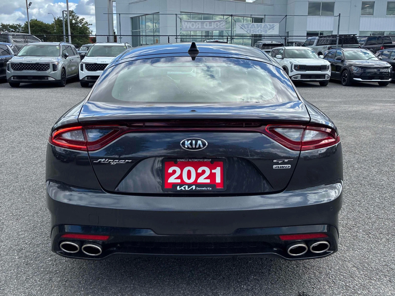 Kia Stinger GT Limited * CARFAX * АВТОКРЕДИТ * , снимка 4 - Автомобили и джипове - 56083289