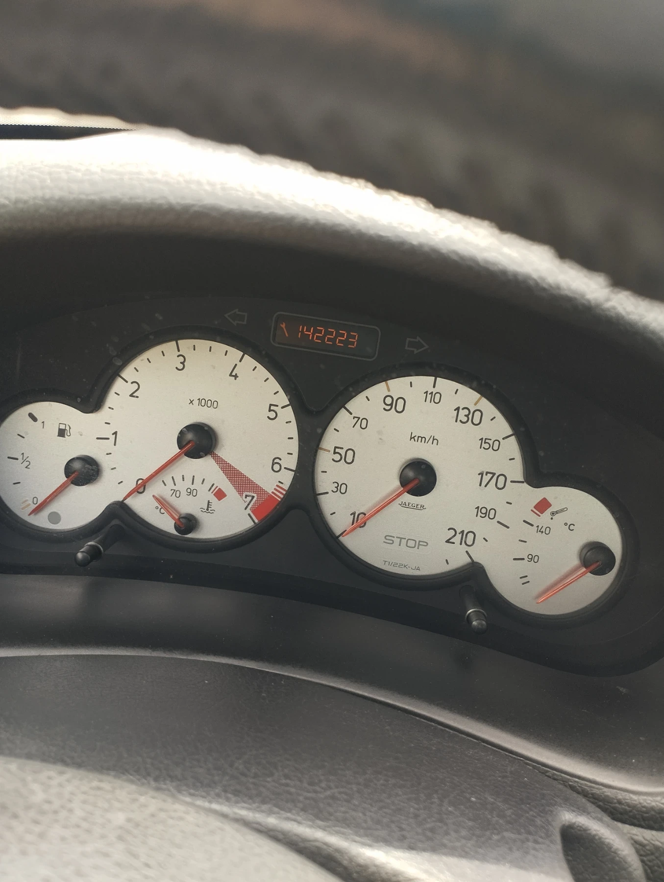 Peugeot 206, снимка 4 - Автомобили и джипове - 56241997