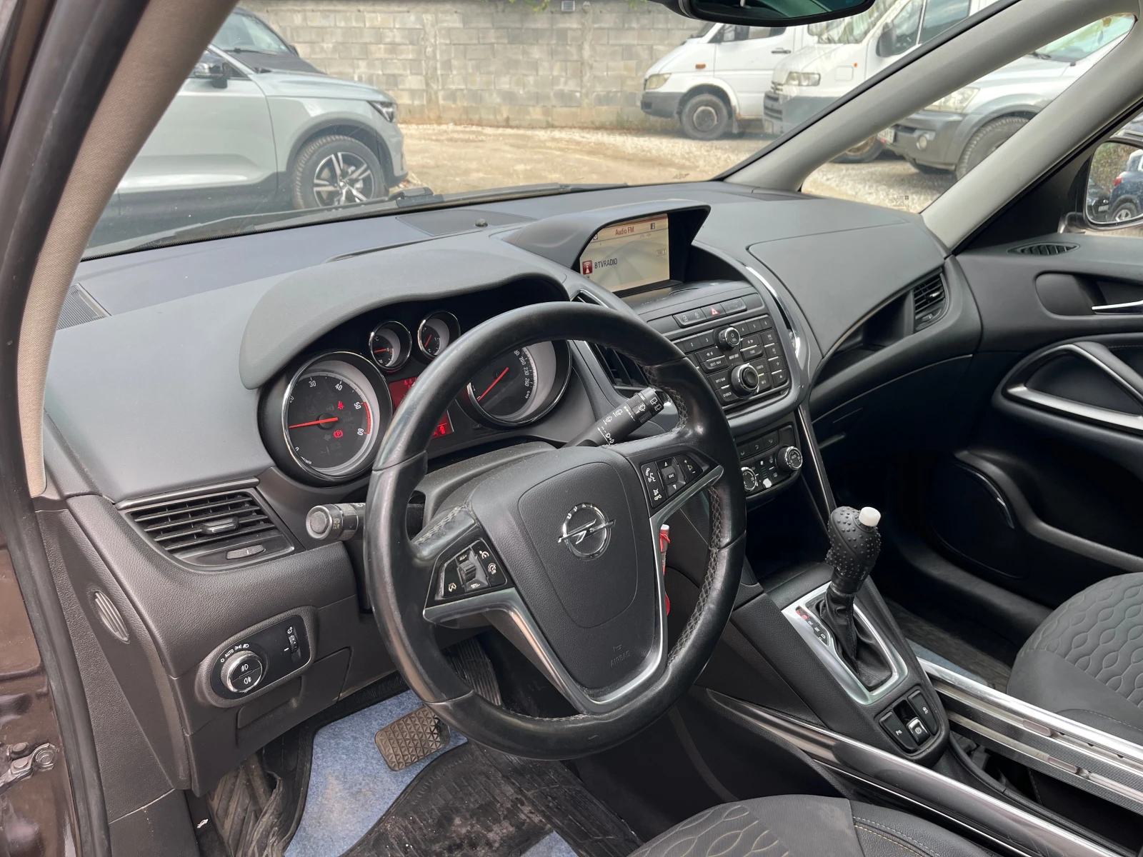 Opel Zafira, снимка 10 - Автомобили и джипове - 56610867