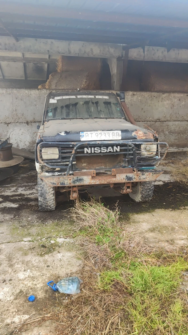 Nissan Patrol 3.3, снимка 3 - Автомобили и джипове - 48205385