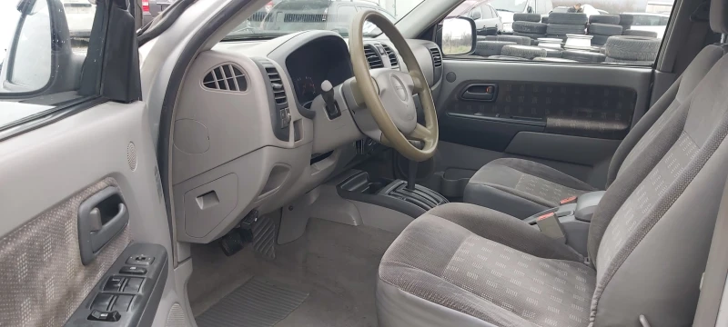 Isuzu D-max 3.0 TDi-ITALIA-KLIMA, снимка 9 - Автомобили и джипове - 48297850