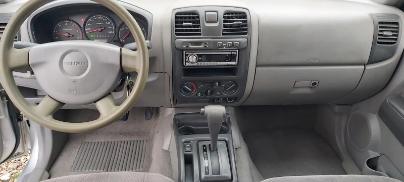 Isuzu D-max 3.0 TDi-ITALIA-KLIMA, снимка 11 - Автомобили и джипове - 48297850