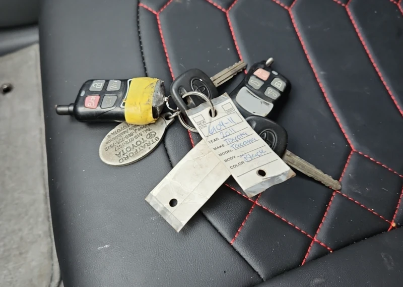 Toyota Tacoma CREW CAB STD BED, снимка 7 - Автомобили и джипове - 52529638