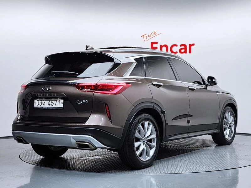 Infiniti QX50 2.0 Automatic, снимка 3 - Автомобили и джипове - 55597715