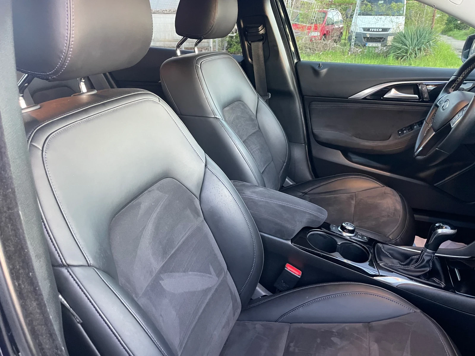 Infiniti Q30 1.5TDI-LUXURY-ITALIA - изображение 6
