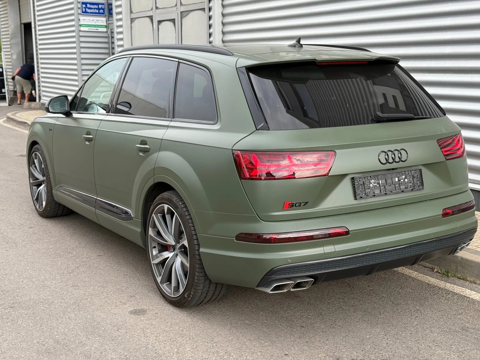 Audi SQ7 4.0 V8T+ S-line+ MATRIX+ 7места+ Кожа+ Панорама+ П - изображение 3