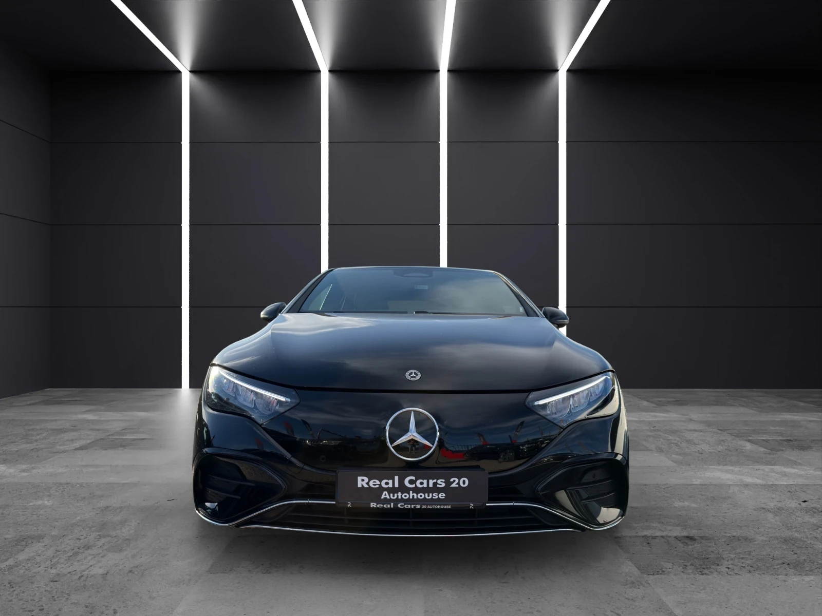 Mercedes-Benz EQE * 350* AMG* 4Matic* Pano*  - изображение 2