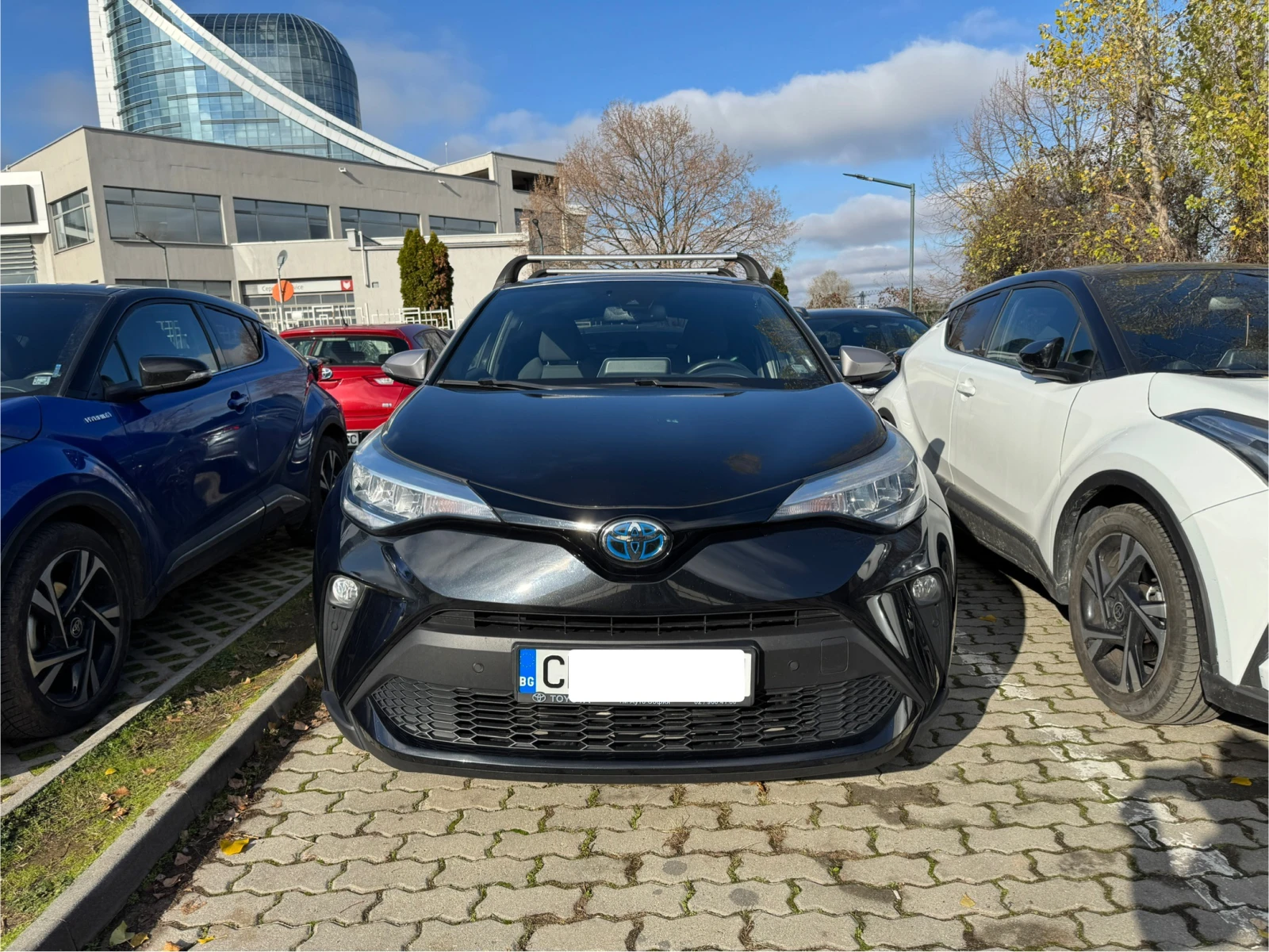 Toyota C-HR 2.0 Hybrid Club Bi-Tone | Mobile.bg � ����������� 2