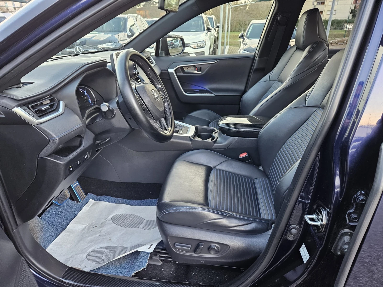 Toyota Rav4 144184км* КАМЕРИ 360* ПОДГРЕВ* КОЖА* CARBON - изображение 10