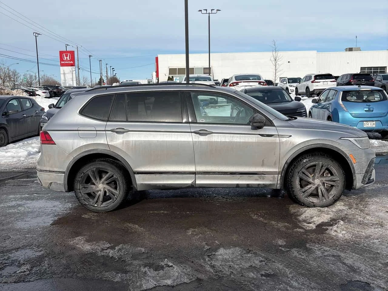 VW Tiguan * Comfortline R Line Black Edition * CARFAX * ���� | Mobile.bg � ����������� 3