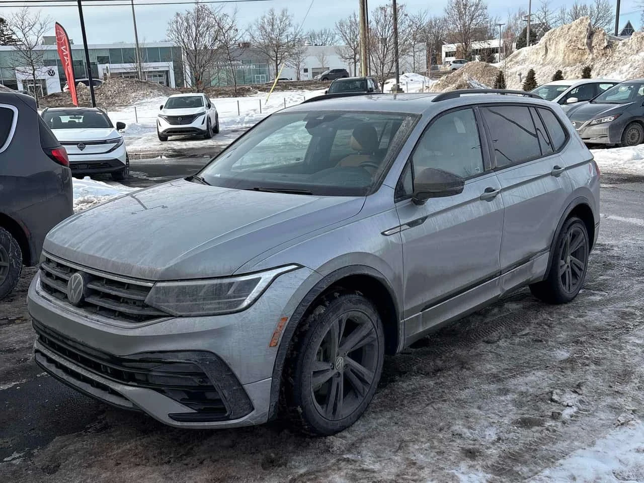 VW Tiguan * Comfortline R Line Black Edition * CARFAX * ���� | Mobile.bg � ����������� 1