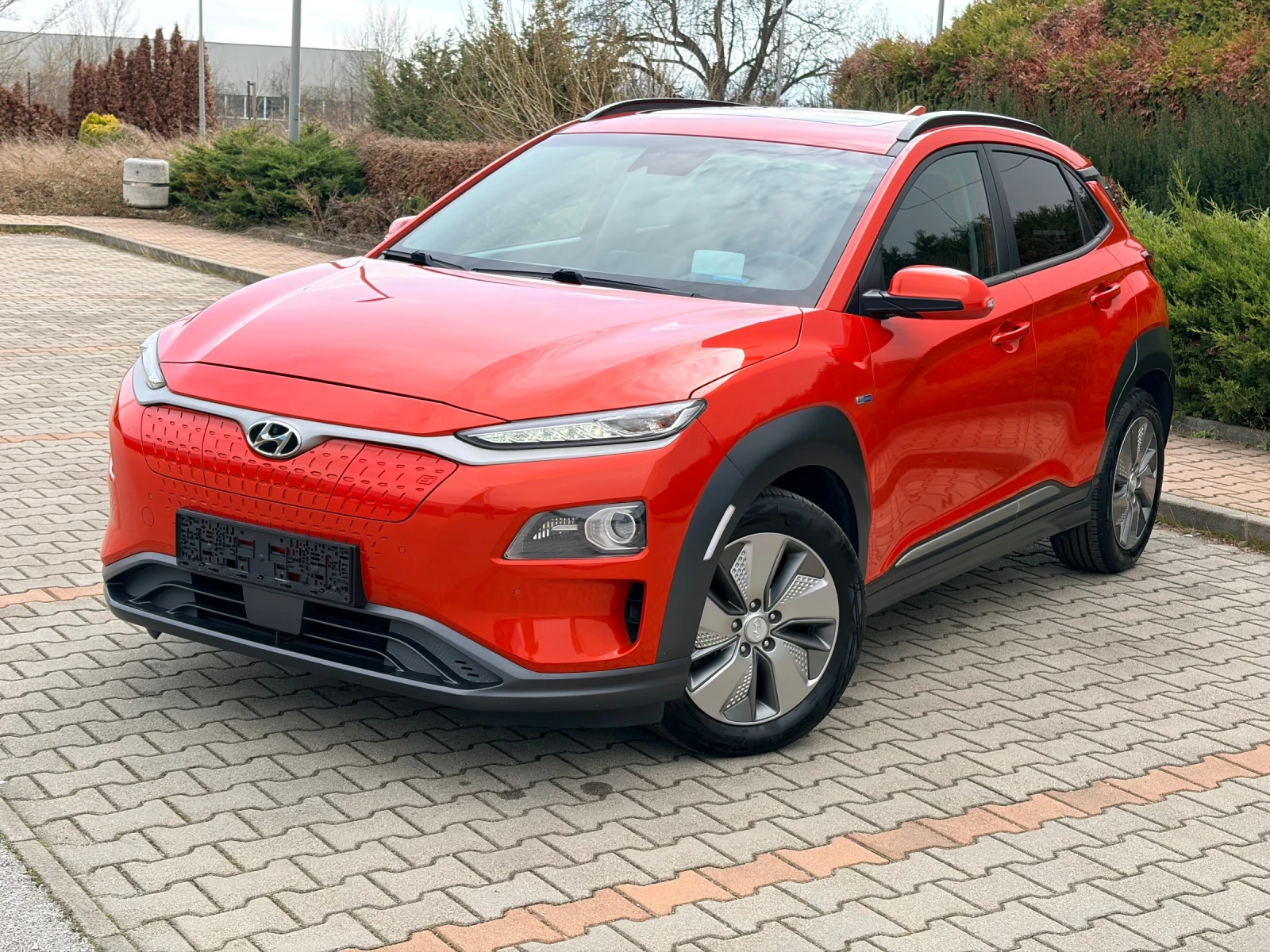Hyundai Kona 64kw 204 kc PREMIUM FUL FUL FUL!! , снимка 2 - Автомобили и джипове - 54044922
