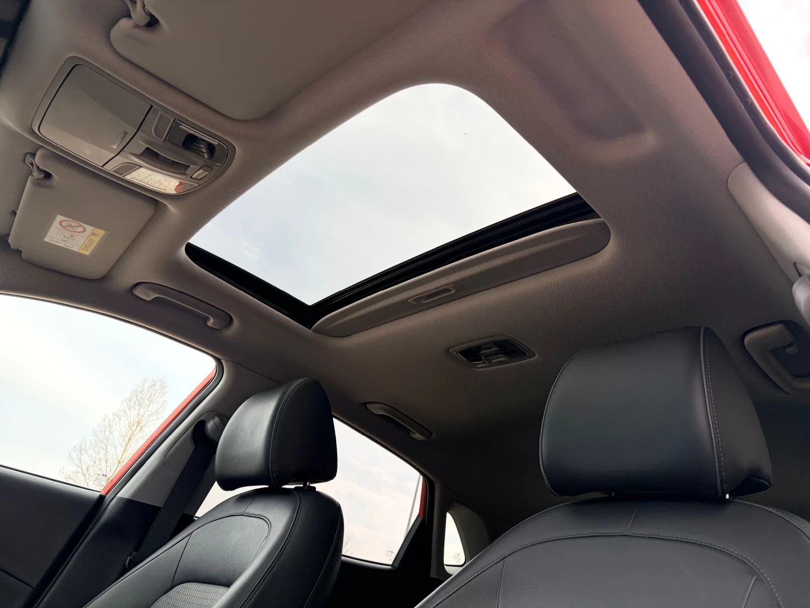 Hyundai Kona 64kw 204 kc PREMIUM FUL FUL FUL!! , снимка 12 - Автомобили и джипове - 54044922