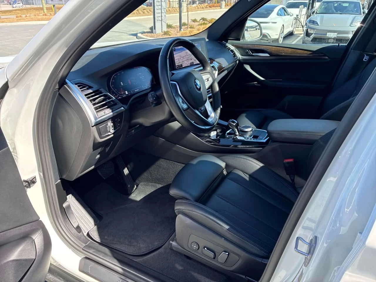 BMW X3 * xDrive30i * ПРЕДСТАВИТЕЛСТВО * ПОДГРЕВ * КАМЕРА, снимка 5 - Автомобили и джипове - 54098571