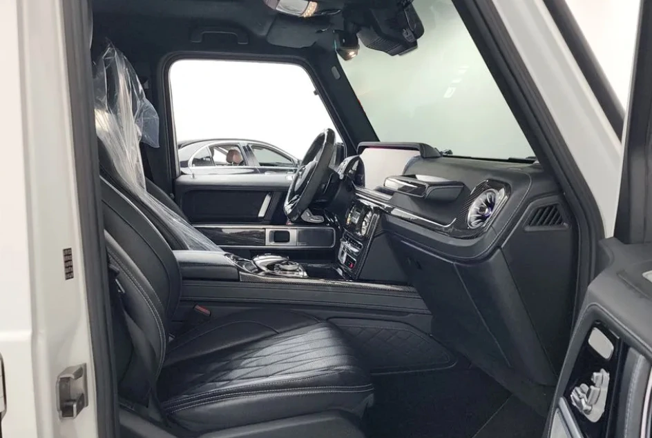 Mercedes-Benz G 63 AMG BRABUS 800/AKRAPOVIC/BURM/360/PANO/001MC, снимка 10 - Автомобили и джипове - 54219431