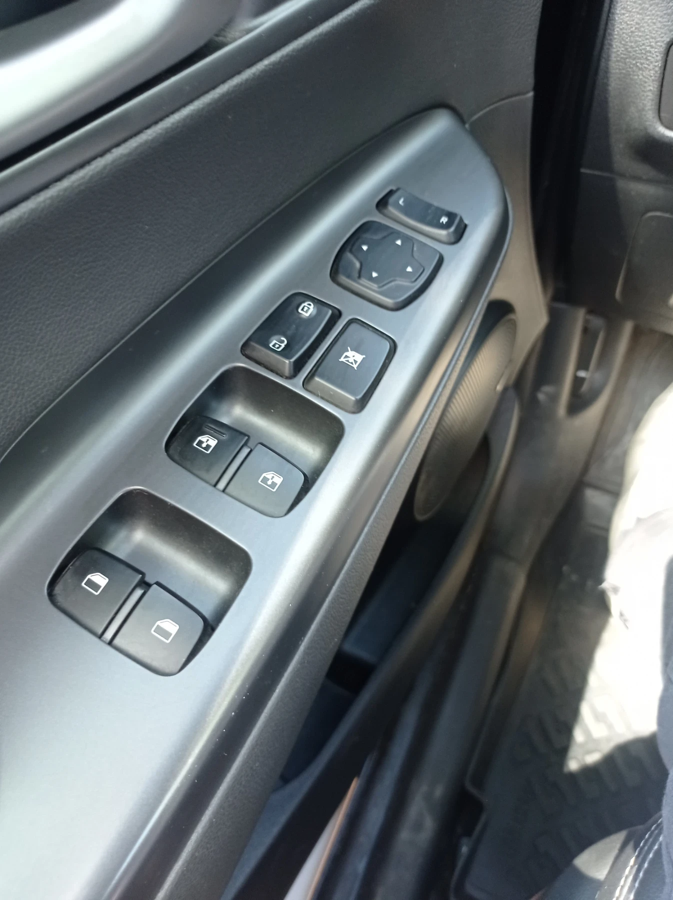 Hyundai Kona 1.6T Ultimate AWD LPG PRINS, снимка 16 - Автомобили и джипове - 54490840