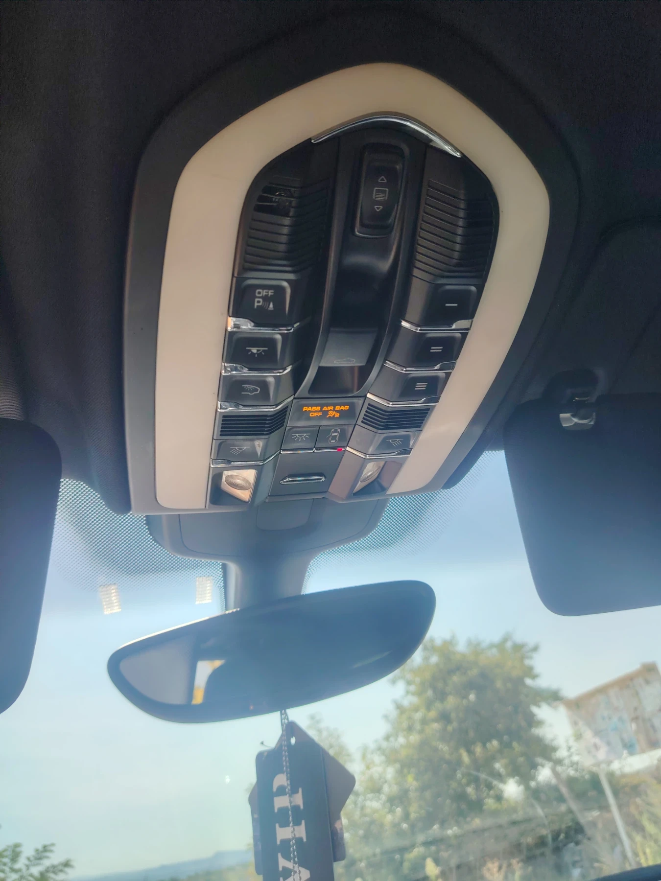 Porsche Cayenne Platinum , снимка 13 - Автомобили и джипове - 56682241