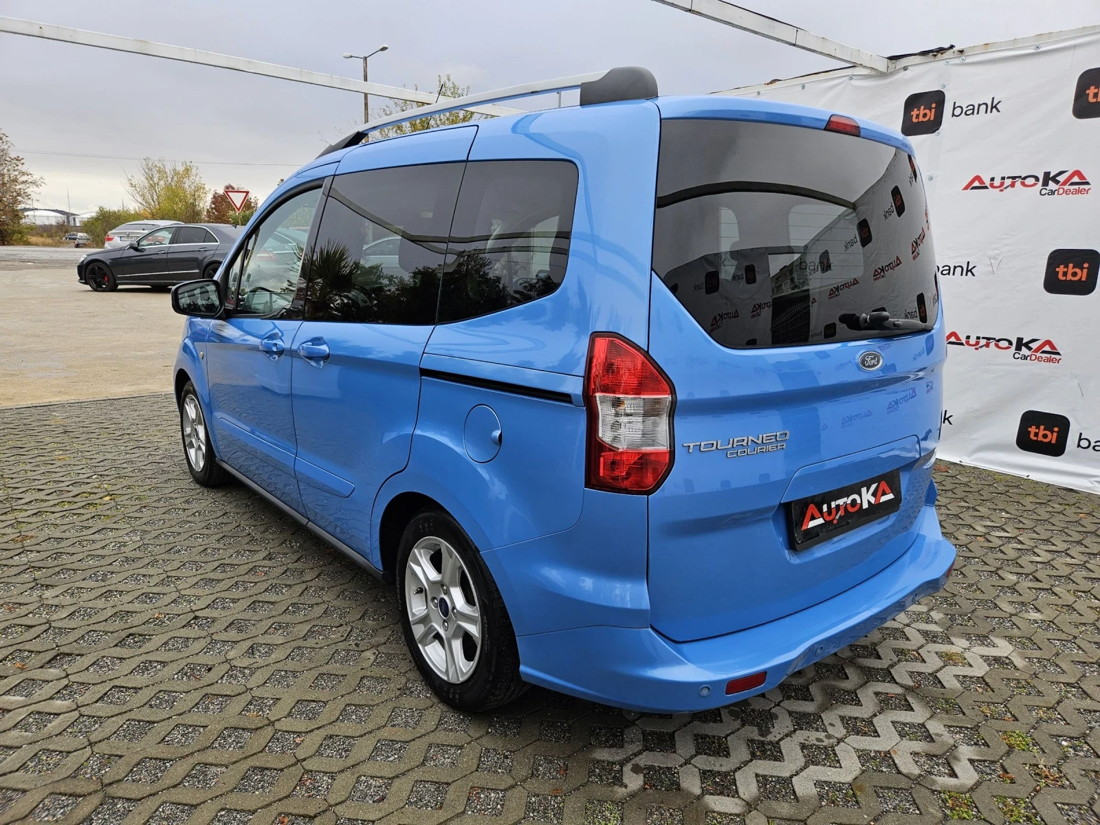 Ford Tourneo COURIER= 1.5TDCI-75кс= АВТОПИЛОТ - изображение 5