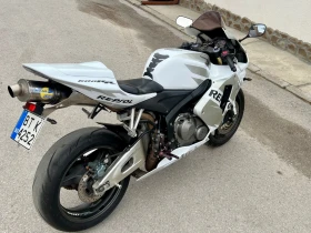 Honda Cbr 600 RR White Silver Repsol, снимка 3
