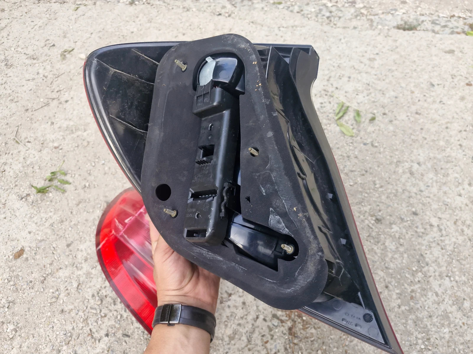  w 203 | Mobile.bg   3