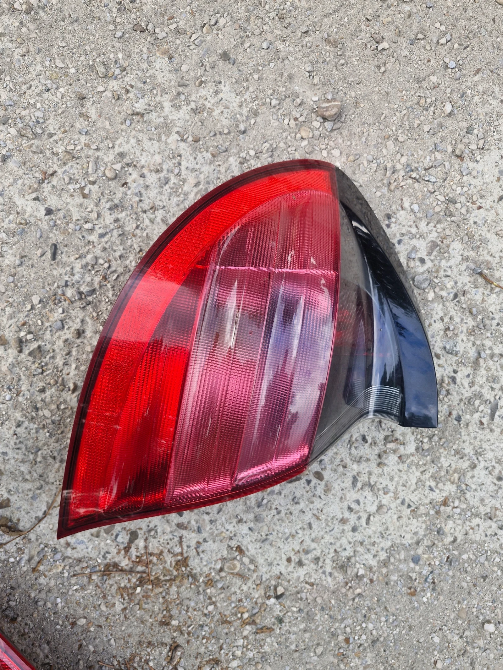  w 203 | Mobile.bg   4