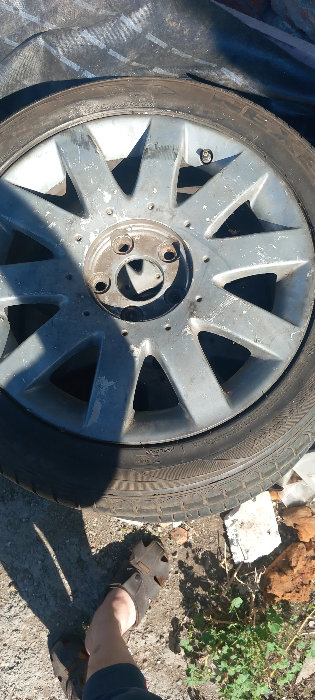 ���� � ������ 215/50R17 �� Nissan | Mobile.bg � ����������� 6