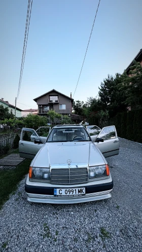 Mercedes-Benz 124 230Е, снимка 3