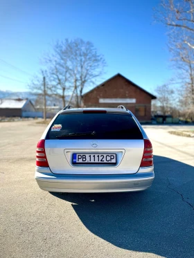 Mercedes-Benz C 200, снимка 5