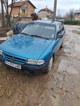 Opel Astra Уникат, снимка 8