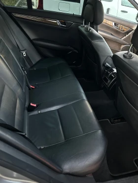 Mercedes-Benz C 320, снимка 5