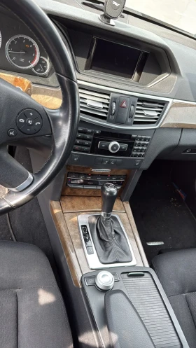 Mercedes-Benz E 220 - 6500 € / 12712.90 лв. - 72456345 8