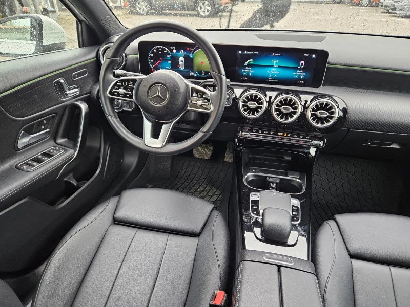 Mercedes-Benz A 250 4MATIC-AT-NAVI-LED-DISTRONIC, снимка 13 - Автомобили и джипове - 40705330