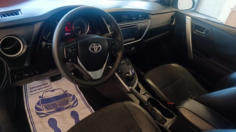 Toyota Auris 1.8 HYBRID 99к.с, снимка 7 - Автомобили и джипове - 46992849