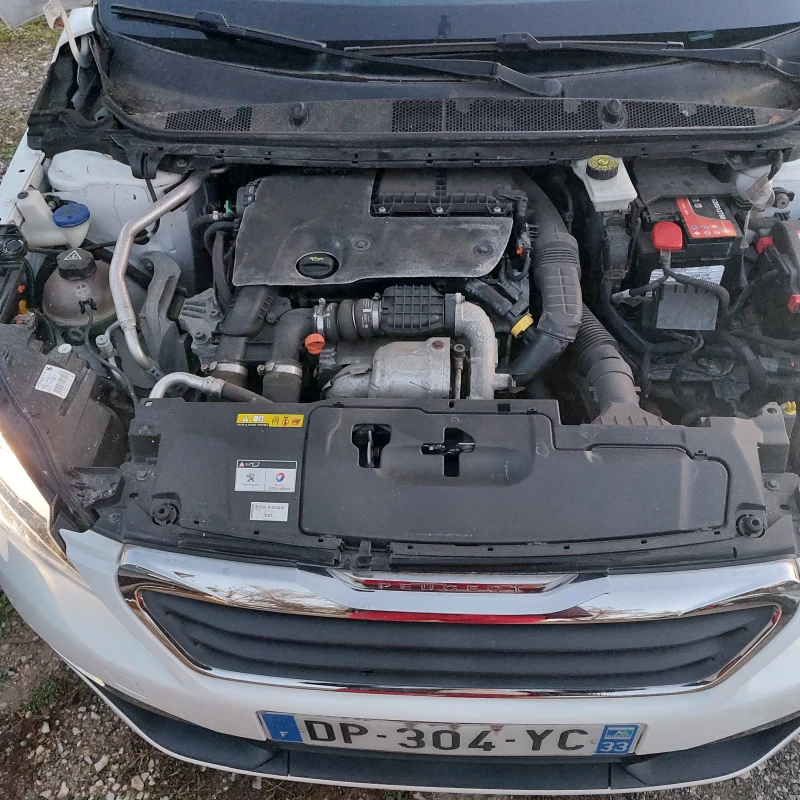 Peugeot 308 1.6HDI avtomat EURO6, снимка 14 - Автомобили и джипове - 47897375