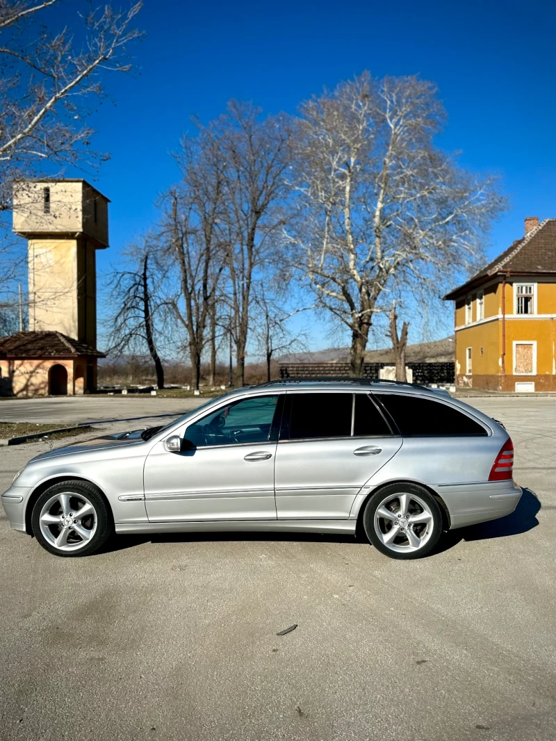 Mercedes-Benz C 200, снимка 2 - Автомобили и джипове - 48745730