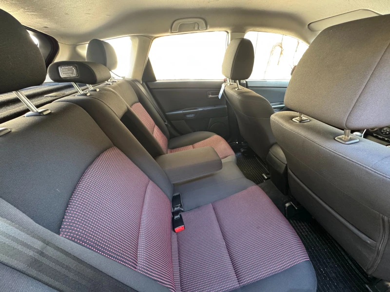 Mazda 3 1.4i 84 к.с. , снимка 9 - Автомобили и джипове - 52488332