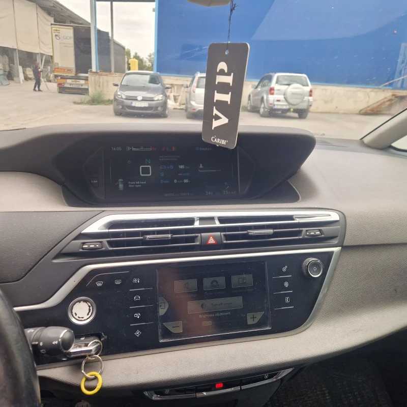 Citroen C4 Picasso, снимка 6 - Автомобили и джипове - 52047961