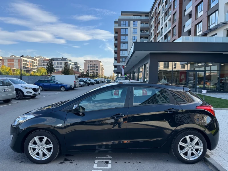 Hyundai I30 1.4i 100 kc 6 Скорости  EURO 5, снимка 6 - Автомобили и джипове - 52290042