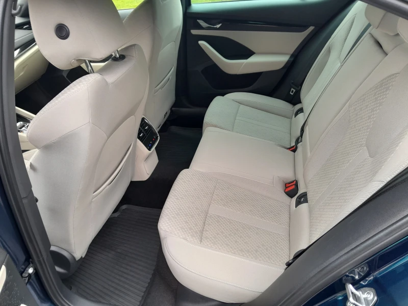 Skoda Octavia 2.0TSI/4х4/7DSG, снимка 7 - Автомобили и джипове - 52561555