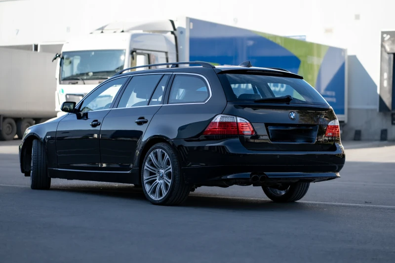 BMW 550 Facelift/ACC/HUD/SAT, снимка 3 - Автомобили и джипове - 52831180